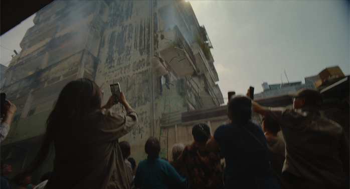 Thái Hòa lộ đôi mắt đầy ẩn uất, lo toan vì con - Ảnh 15.