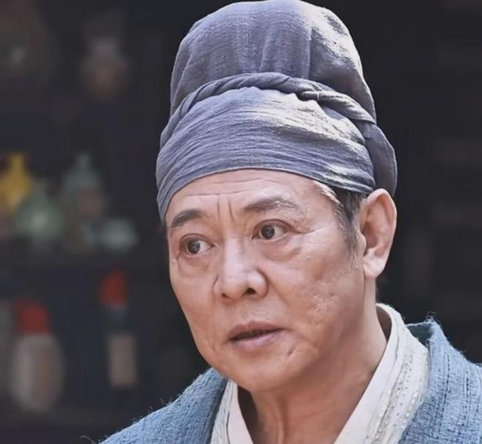 Diện mạo g&acirc;y sốc của L&yacute; Li&ecirc;n Kiệt  - Ảnh 1.