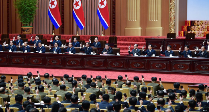 Triều Ti&ecirc;n t&aacute;i bổ nhiệm Kim Jong-un l&agrave;m Chủ tịch Ủy ban Quốc vụ - Ảnh 1.