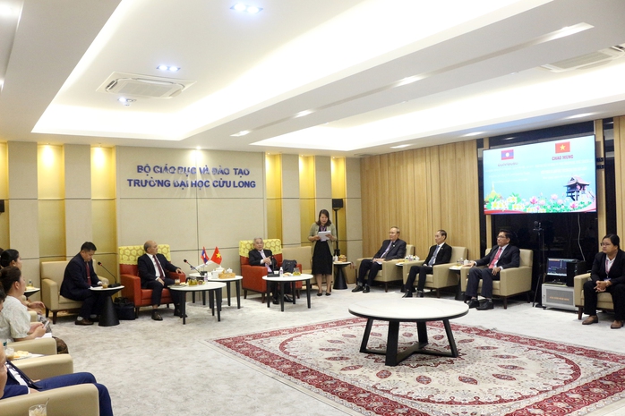 Trường Đại học Cửu Long tăng cường đ&agrave;o tạo nguồn nh&acirc;n lực cho L&agrave;o - Ảnh 1.