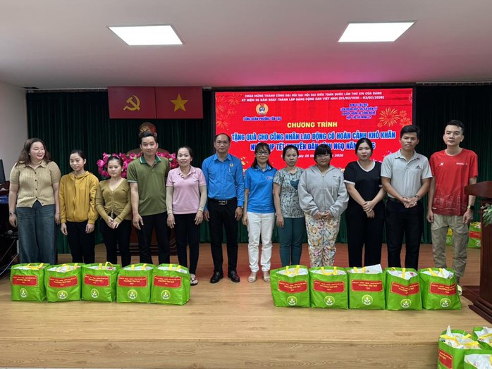 C&ocirc;ng đo&agrave;n phường T&acirc;n Tạo đẩy mạnh hoạt động chăm lo cho đo&agrave;n vi&ecirc;n, lao động - Ảnh 2.