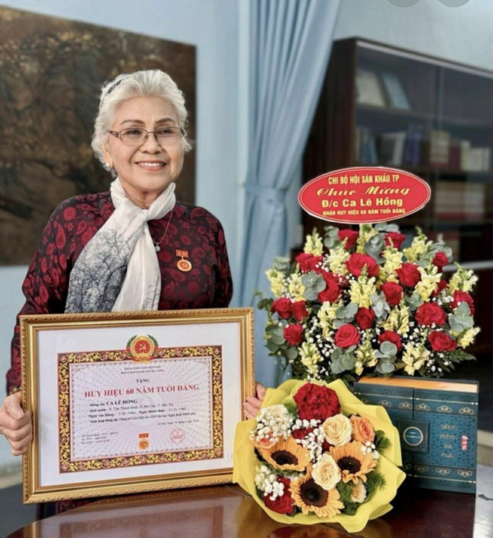 NSƯT Ca L&ecirc; Hồng nhớ về "Th&aacute;i hậu Dương V&acirc;n Nga" - Ảnh 2.
