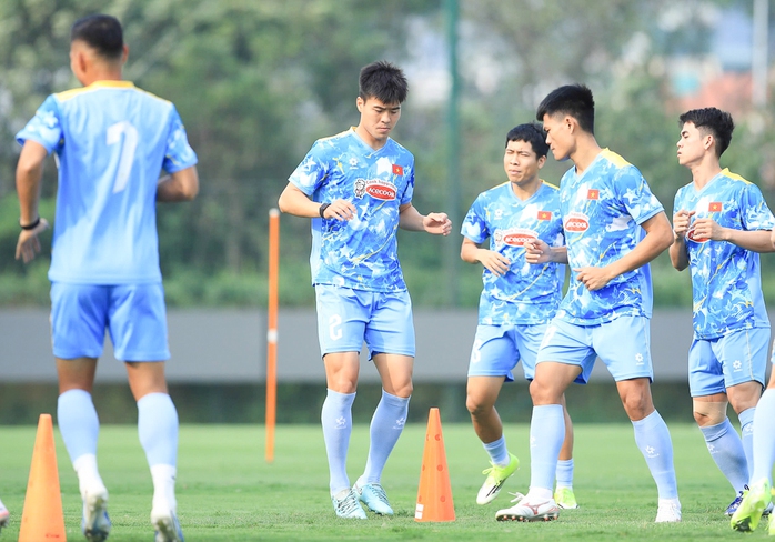 Đội tuyển Việt Nam sẵn s&agrave;ng chạm tr&aacute;n Bangladesh - Ảnh 5.