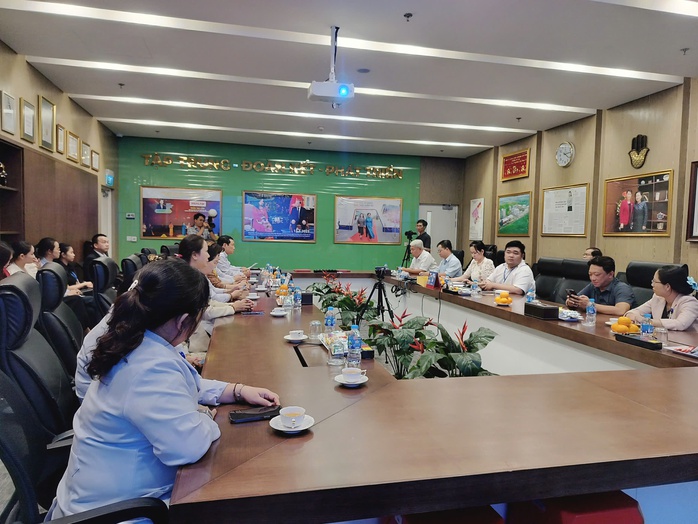 Kh&aacute;m sức khỏe cho người lao động: Giải ph&aacute;p giảm bệnh nghề nghiệp tại TPHCM - Ảnh 1.