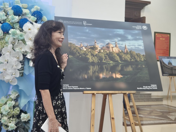 M&atilde;n nh&atilde;n, m&atilde;n nhĩ với hợp xướng v&agrave; vũ điệu Nga - Ảnh 19.