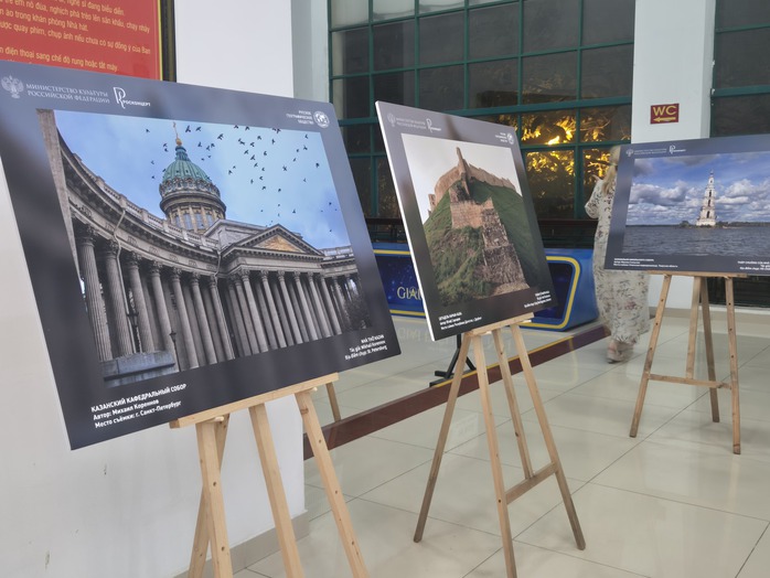 M&atilde;n nh&atilde;n, m&atilde;n nhĩ với hợp xướng v&agrave; vũ điệu Nga - Ảnh 18.