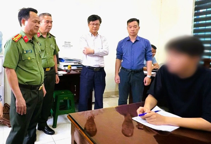 Từ học sinh m&ecirc; tin học "lạc lối" th&agrave;nh "&ocirc;ng chủ" m&atilde; độc đ&aacute;nh cắp dữ liệu m&aacute;y t&iacute;nh to&agrave;n cầu - Ảnh 1.