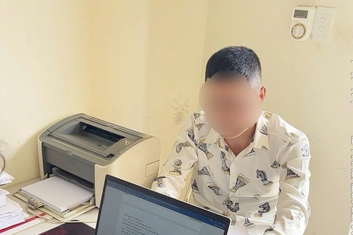 Triệu tập đối tượng h&agrave;nh hung nam shipper tại Hưng Y&ecirc;n v&agrave;o ng&agrave;y 23 - 3 - 2026 - Ảnh 2.