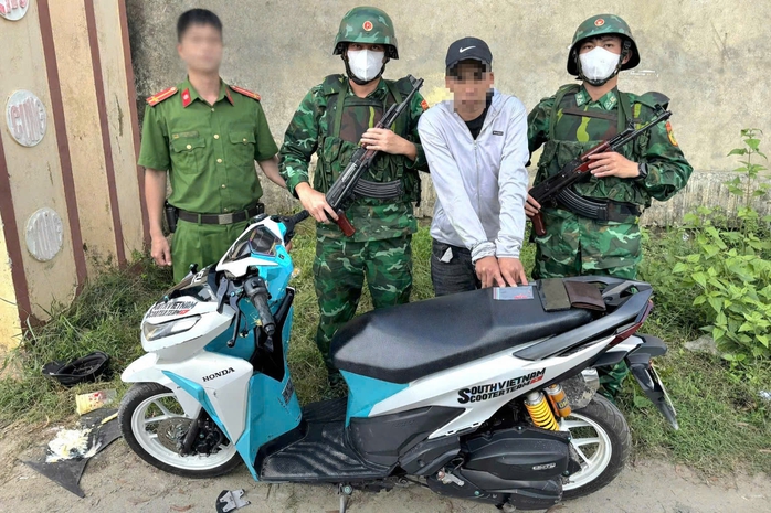 Nhiều đối tượng t&agrave;ng trữ, tổ chức sử dụng ma t&uacute;y vừa "sa lưới" - Ảnh 1.