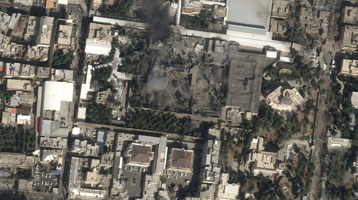 Đ&ograve;n t&igrave;nh b&aacute;o phủ đầu chiến sự - Ảnh 1.