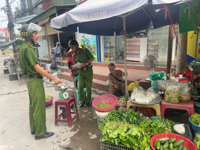 H&agrave; Nội xử l&yacute; 5 điểm nghẽn - Ảnh 1.