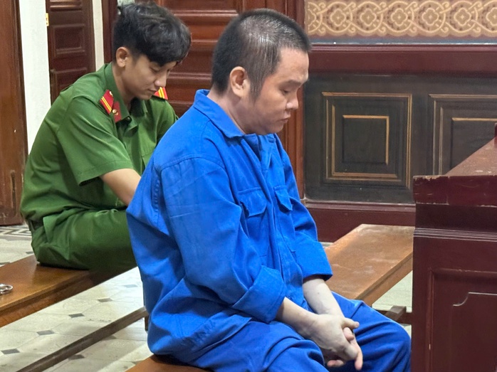 "Nghịch tử" sử dụng giấy tờ nhà giả của gia đình để đi lừa đảo chiếm đoạt tiền - Ảnh 1.