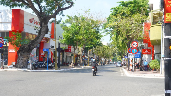 Phường Vũng T&agrave;u ban h&agrave;nh mức thu ph&iacute; sử dụng tạm thời vỉa h&egrave;, l&ograve;ng đường - Ảnh 3.