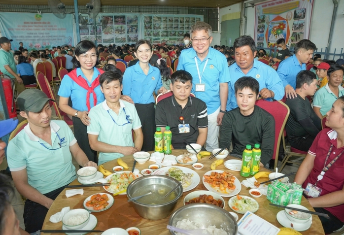 Đối thoại để h&agrave;i h&ograve;a, ổn định - Ảnh 1.