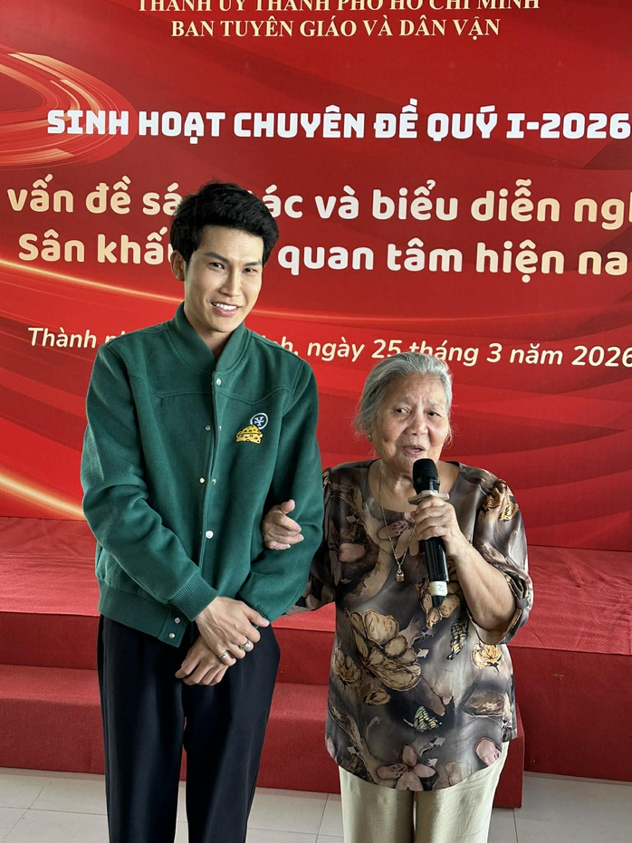 Kim Xu&acirc;n, Minh Dự, Quốc Thảo bức x&uacute;c về s&acirc;n khấu h&ocirc;m nay, thể hiện r&otilde; tr&aacute;ch nhiệm người l&agrave;m nghề - Ảnh 7.