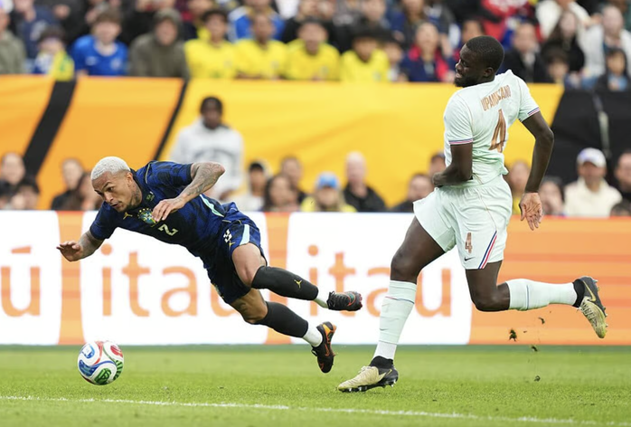 10 cầu thủ tuyển Pháp thắng Brazil hùng mạnh trận giao hữu tại Mỹ - Ảnh 4.