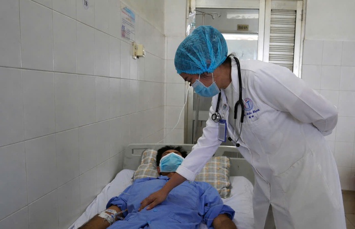 Mảnh xương c&aacute; l&agrave; &ldquo;thủ phạm&rdquo; khiến người đ&agrave;n &ocirc;ng ở Cần Thơ bị v&agrave;ng da như&hellip; nghệ - Ảnh 3.