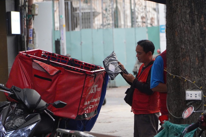 V&igrave; sao người mua h&agrave;ng online kh&ocirc;ng c&ograve;n m&ecirc; h&agrave;ng gi&aacute; rẻ trong năm 2026? - Ảnh 1.