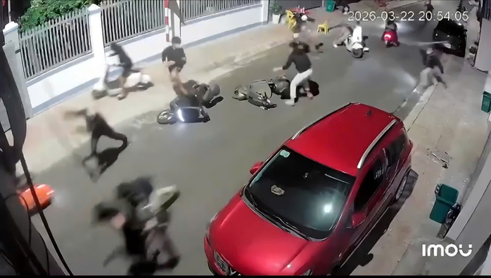 M&acirc;u thuẫn TikTok dẫn đến ẩu đả giữa Hai nh&oacute;m học sinh cấp 2 ở Đắk Lắk - Ảnh 1.