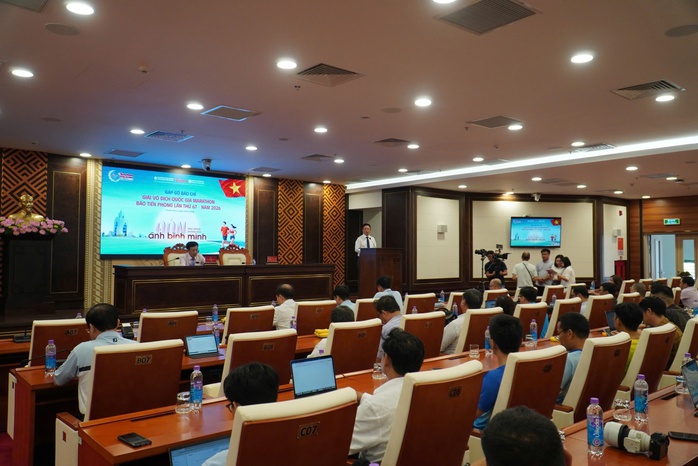 Hơn 12.000 VĐV tranh t&agrave;i Giải Marathon quốc gia 2026 tại Nha Trang - Ảnh 1.