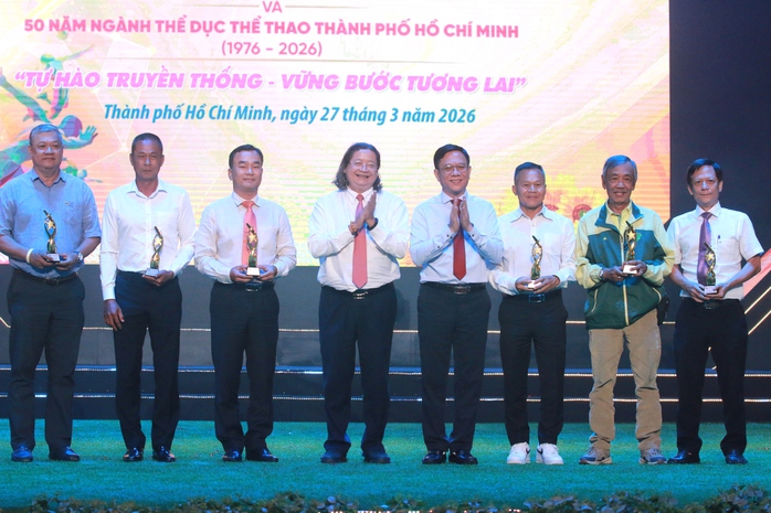 Thể thao TP HCM: 50 năm "Tự h&agrave;o truyền thống &ndash; Vững bước tương lai" - Ảnh 7.
