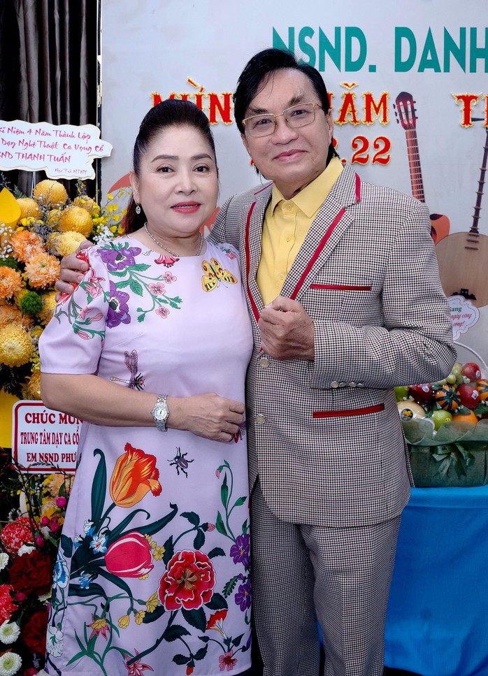 NSND Thanh Tuấn và bí quyết "giữ lửa" vọng cổ từ một "lò luyện" của ông - Ảnh 1.