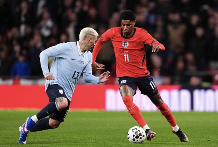 "Người h&ugrave;ng" Ben White ki&ecirc;m tội đồ, tuyển Anh rơi chiến thắng ở Wembley - Ảnh 2.