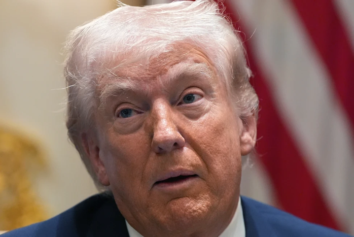 Tổng thống Donald Trump sắp đi v&agrave;o lịch sử 165 năm tại Mỹ - Ảnh 1.