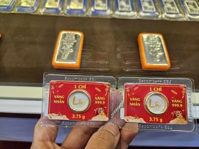 Gi&aacute; v&agrave;ng miếng SJC v&agrave; v&agrave;ng nhẫn tăng mạnh cuối th&aacute;ng 3 năm 2026 - Ảnh 3.
