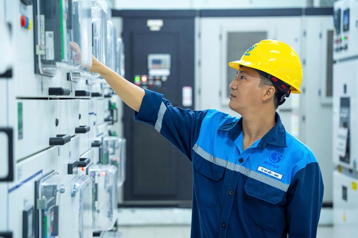 TPHCM: Nhiều khu vực nước yếu do tạm dừng vận hành Nhà máy nước Tân Hiệp - Ảnh 1.