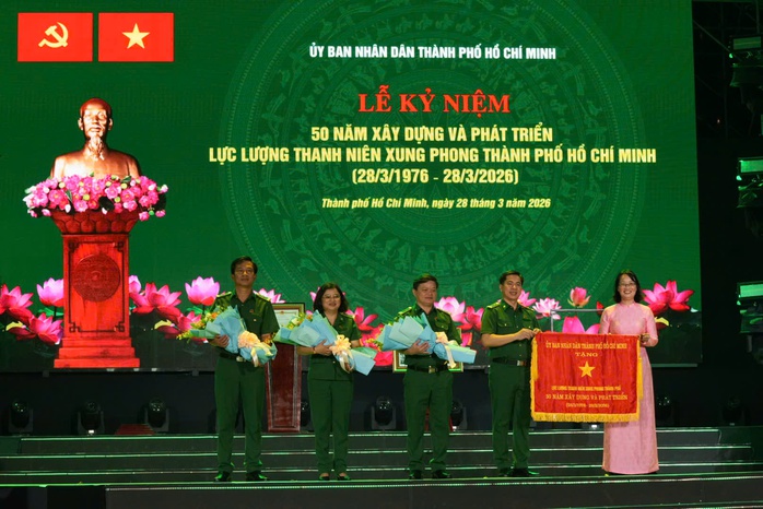 Thanh ni&ecirc;n xung phong phải l&agrave; m&aacute;i nh&agrave; tập hợp sức mạnh của tuổi trẻ TPHCM - Ảnh 3.