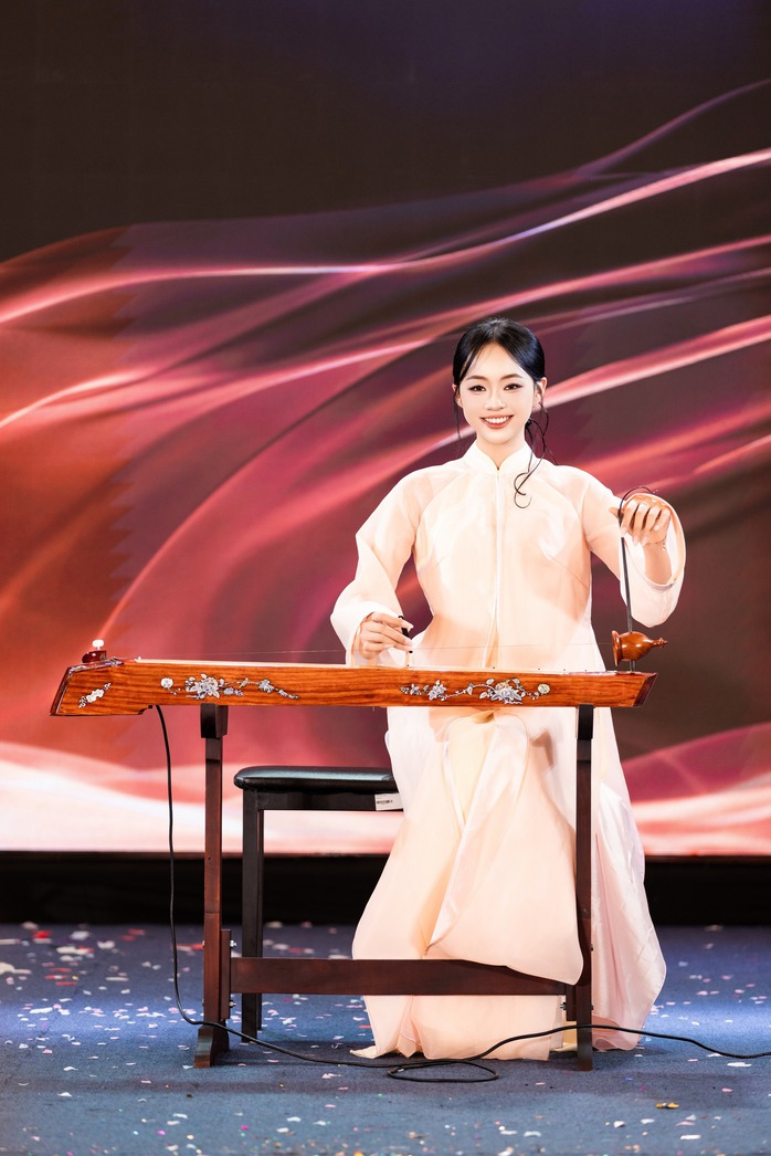 Phạm Th&ugrave;y Dung, ứng vi&ecirc;n nặng k&yacute; Miss World Vietnam 2025  - Ảnh 2.