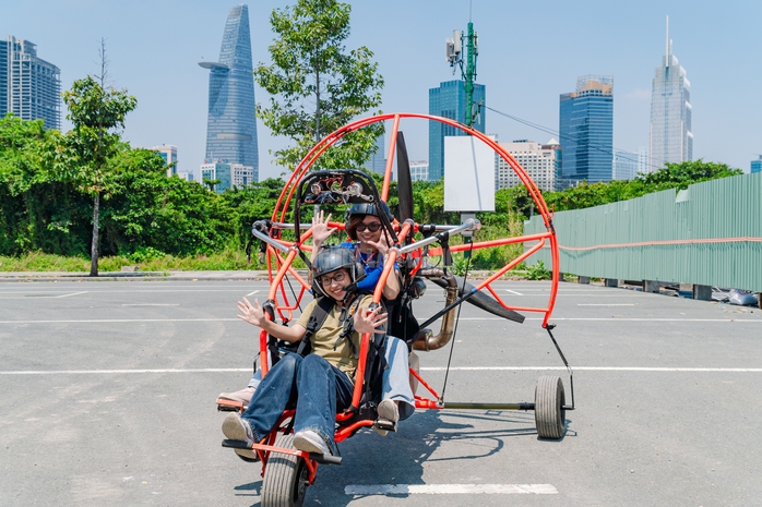 VIDEO: Người d&acirc;n tại TPHCM sắp được ngắm to&agrave;n cảnh th&agrave;nh phố bằng d&ugrave; lượn - Ảnh 14.