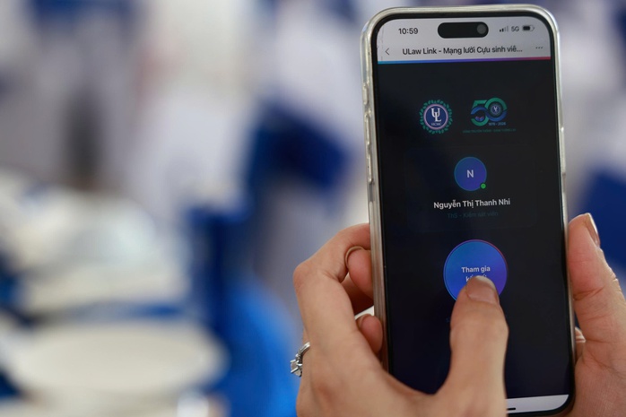 Phi&ecirc;n đấu gi&aacute; g&acirc;y quỹ gần 500 triệu tại ULAW c&oacute; g&igrave; đặc biệt? - Ảnh 6.