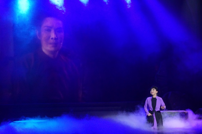 Thanh Thanh T&acirc;m tạo được sự m&atilde;n nh&atilde;n với "Tự t&igrave;nh qu&ecirc; hương &ndash; cải lương t&acirc;m sử" - Ảnh 3.