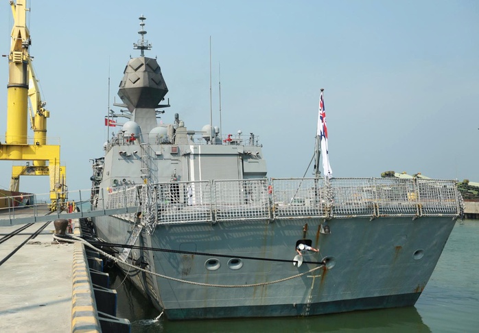 T&agrave;u Hải qu&acirc;n Ho&agrave;ng gia &Uacute;c thăm Đ&agrave; Nẵng th&uacute;c đẩy quan hệ quốc ph&ograve;ng 2026 - Ảnh 2.