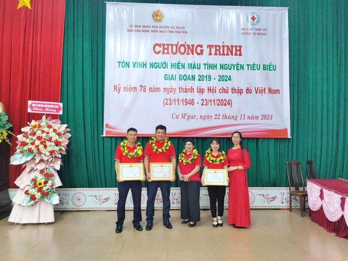 B&agrave;i dự thi cuộc thi viết "L&ograve;ng tốt quanh ta": Kết nối sự sống giữa đại ng&agrave;n - Ảnh 1.