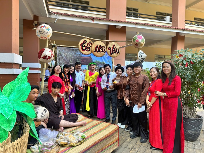 Thú vị trải nghiệm "Một ngày làm học sinh Trần Quang Khải" - Ảnh 4.