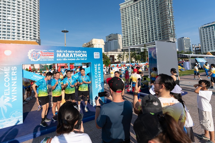 Toàn cảnh Tiền Phong Marathon 2026: Vẫn giữ được sức hút sau nhiều thập kỷ - Ảnh 9.