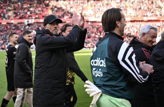 Jurgen Klopp t&aacute;i xuất s&acirc;n Anfield, Liverpool h&ograve;a kịch t&iacute;nh cựu sao Dortmund - Ảnh 7.