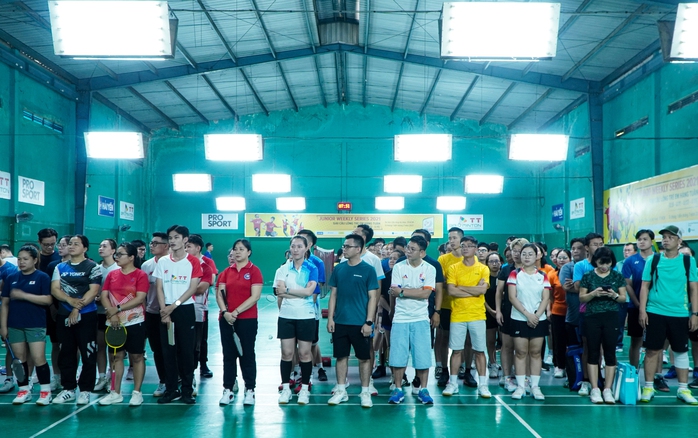 Phường Xuân Hòa tổ chức giải cầu lông Chương trình "Giờ thứ 9" - Ảnh 1.