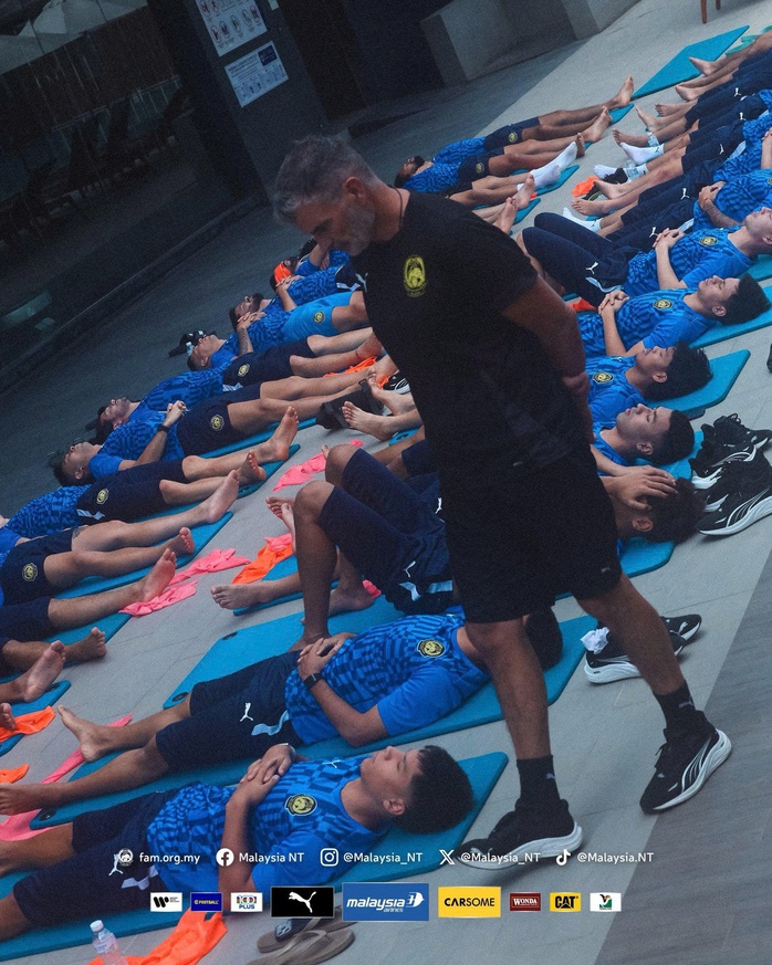 Tuyển Malaysia mang 13 cầu thủ gốc nước ngo&agrave;i sang Việt Nam - Ảnh 2.