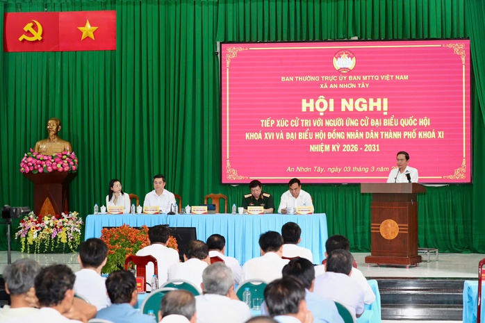 Tiếp x&uacute;c cử tri - Ảnh 2.