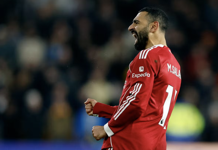 Liverpool thua sốc ph&uacute;t b&ugrave; giờ, Wolverhampton triệt hạ tiếp "&ocirc;ng lớn" - Ảnh 5.