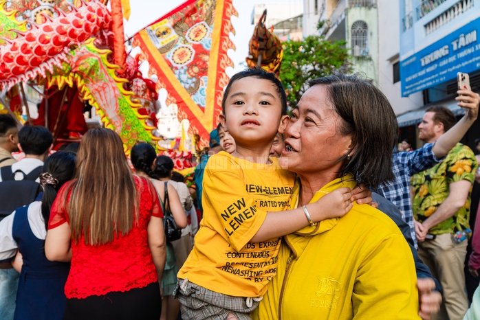 VIDEO: Hơn 1.000 người tham gia Tết Nguy&ecirc;n ti&ecirc;u 2026 tại khu Chợ Lớn - Ảnh 27.