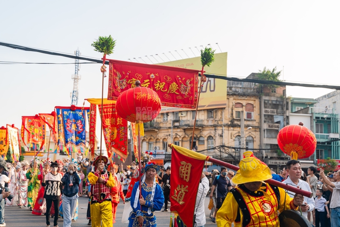 VIDEO: Hơn 1.000 người tham gia Tết Nguy&ecirc;n ti&ecirc;u 2026 tại khu Chợ Lớn - Ảnh 9.