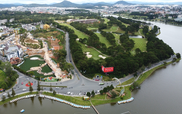 Ki&ecirc;n quyết xử l&yacute; c&aacute;c vi phạm để th&aacute;o gỡ vướng mắc h&agrave;ng trăm dự &aacute;n - Ảnh 3.