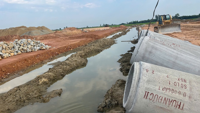 Thi c&ocirc;ng t&aacute;i định cư đường sắt tốc độ cao ở Huế năm 2026 vượt tiến độ nhưng thiếu vốn - Ảnh 2.