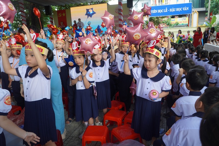 Ng&agrave;y cuối r&agrave; so&aacute;t th&ocirc;ng tin tuyển sinh đầu cấp: Sở GD-ĐT quy định đối tượng ưu ti&ecirc;n trong tuyển sinh  - Ảnh 1.