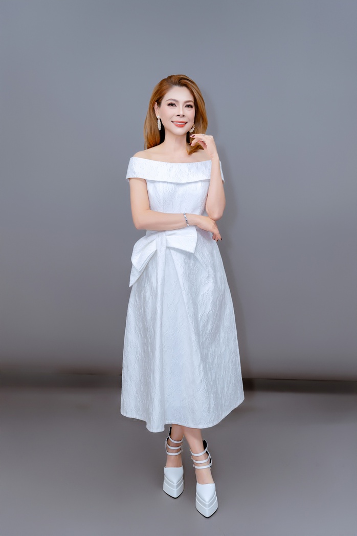 Thanh Thảo "suýt" thành giáo viên, Long Nhật được tặng vàng "ăn Tết" - Ảnh 3.